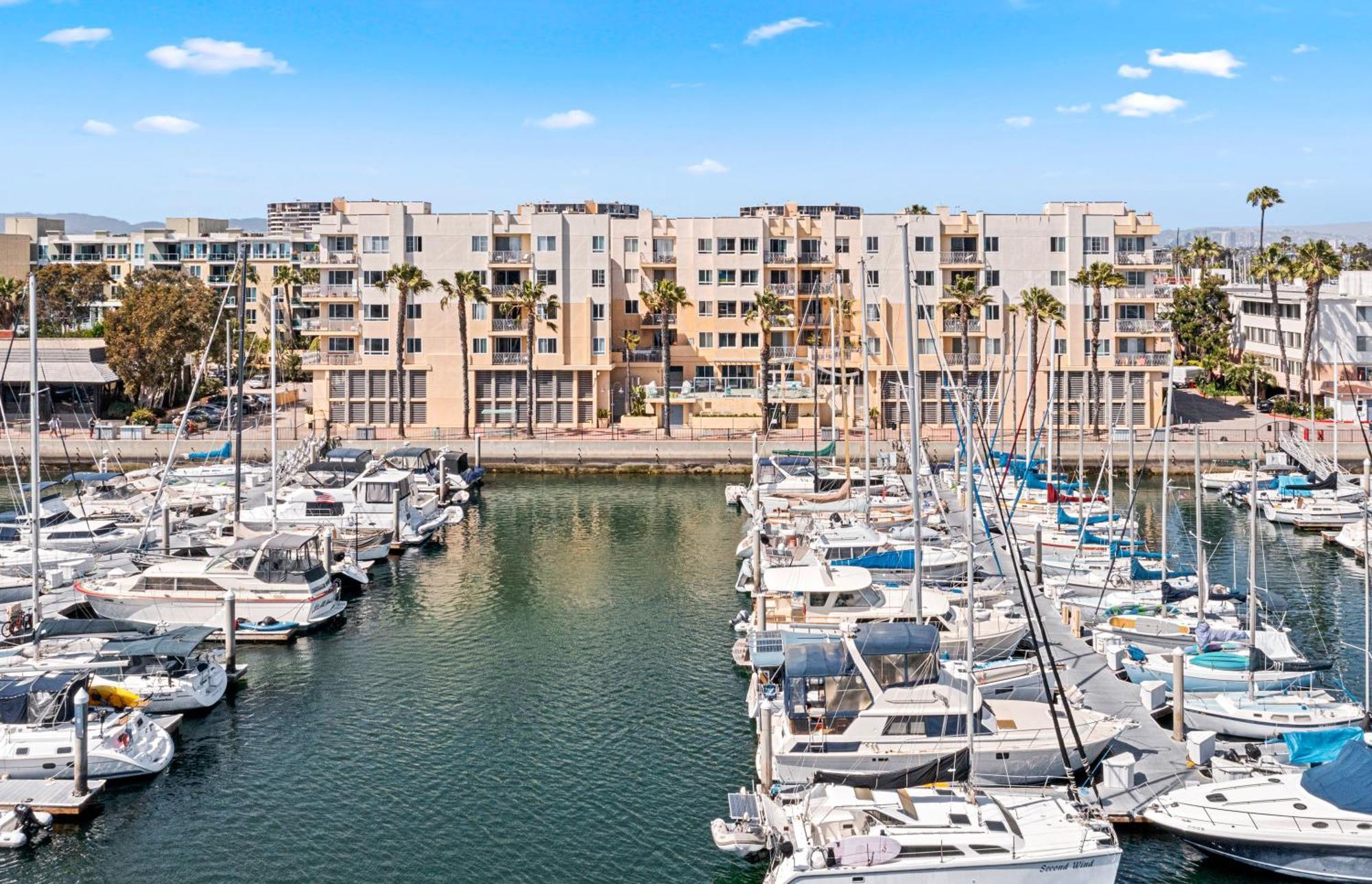 Apartment Stylish 2br With Marina Views & Pool Los Angeles